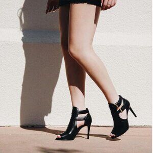 XYD Black Peep Toe Ankle Bootie High Heels Buckled Double Straps Cutout Shoes